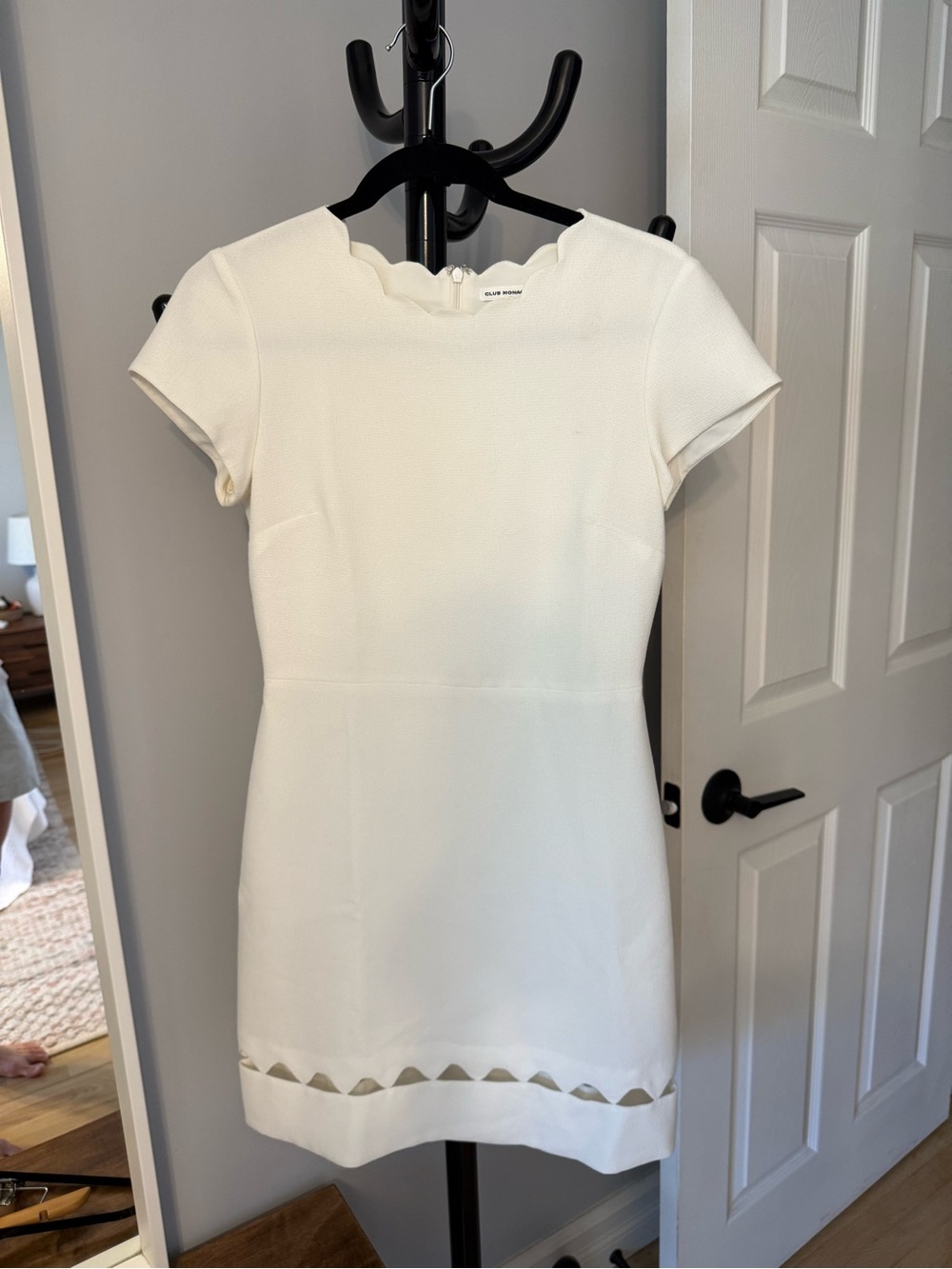 Club Monaco white scallop dress